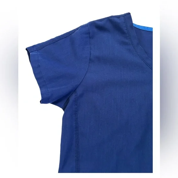 Greys Anatomy By Barco Woman’s Medium Active Blue V-Neck Scrub Top & Bottoms - Picture 4 of 15